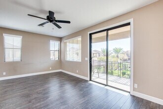 4777 S Fulton Ranch Blvd-Unit -2111 in Chandler, AZ - Foto de edificio - Building Photo