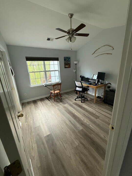 3781 Winborne Ln in Greensboro, NC - Building Photo