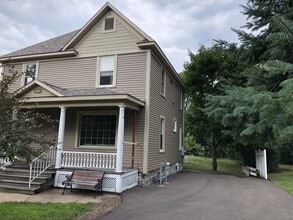 318 Gilbert Ave in Eau Claire, WI - Building Photo - Building Photo