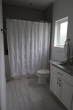 5402 Woodrow Ave in Austin, TX - Building Photo - Building Photo