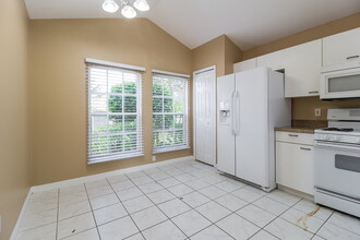 500 Tuten Trail in Orlando, FL - Building Photo - Building Photo
