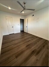 2104 E Bangor Way in Anaheim, CA - Building Photo - Building Photo