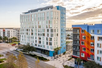 Pixon in Orlando, FL - Building Photo - Building Photo