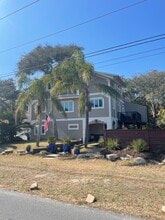 3341 1st Ave in Fernandina Beach, FL - Foto de edificio - Building Photo