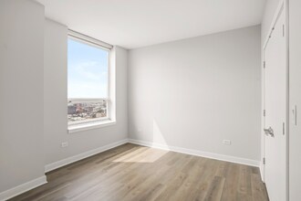 741 W Adams St in Chicago, IL - Building Photo - Building Photo