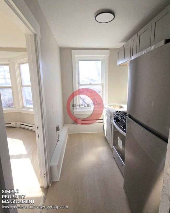 property at 303 S 6th St