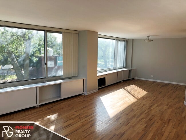 820 W Wilson Ave in Chicago, IL - Building Photo - Building Photo