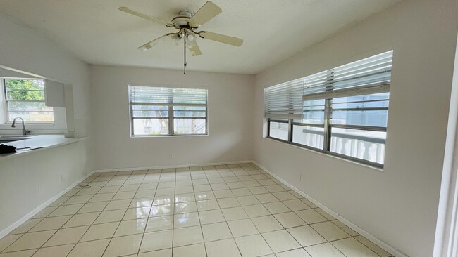 68 Canterbury C in West Palm Beach, FL - Building Photo - Building Photo