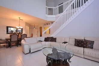 7901 S Aragon Blvd in Sunrise, FL - Building Photo - Building Photo