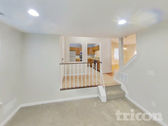 1277 Collier Ln in Belcamp, MD - Foto de edificio - Building Photo