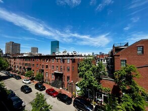 671 Tremont St, Unit 4 in Boston, MA - Building Photo - Building Photo