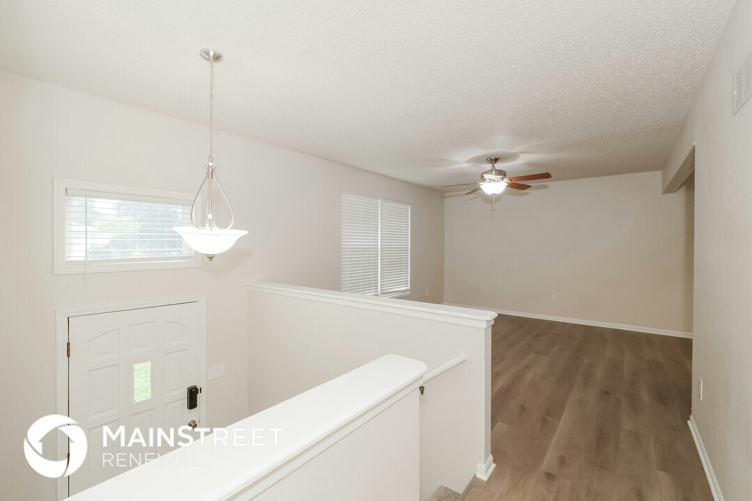 505 SE Sherri Ln in Blue Springs, MO - Building Photo