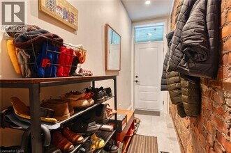 64 Oxford St in Hamilton, ON - Building Photo - Building Photo