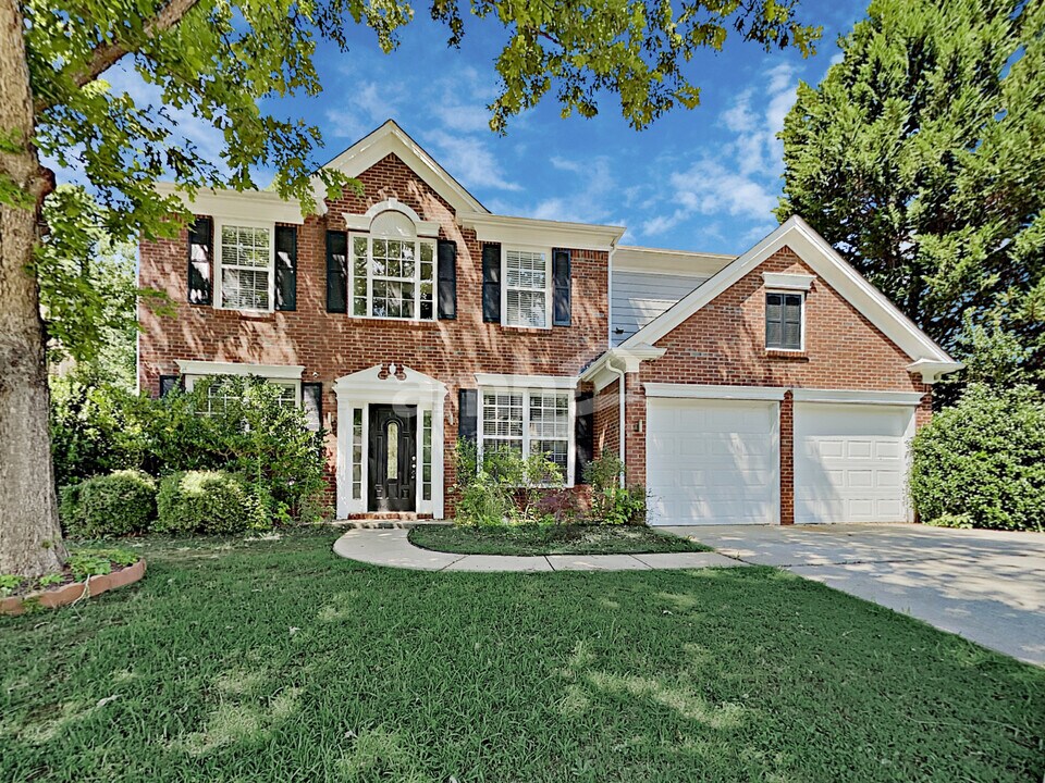 3410 Spindletop Dr NW in Kennesaw, GA - Building Photo