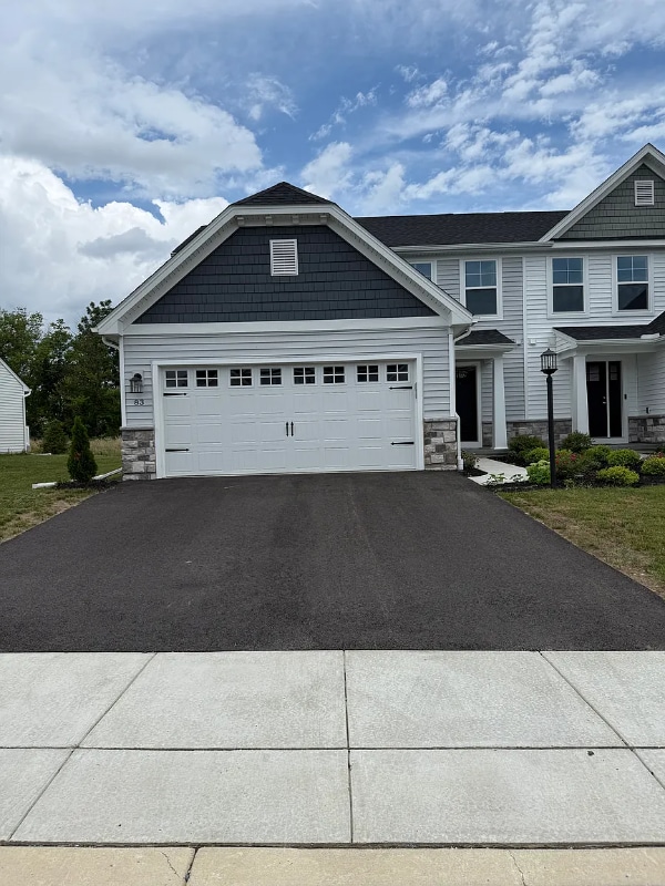 83 Long Bnd Dr in Carlisle, PA - Building Photo - Building Photo