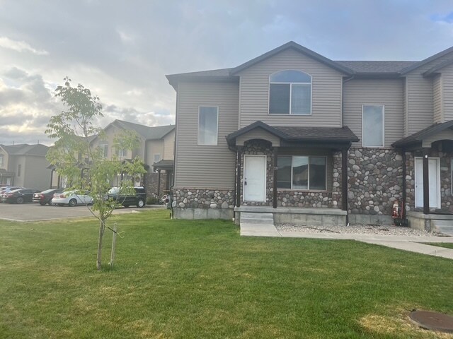 53 W 300 S in Vernal, UT - Building Photo