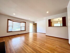 3991 Chilton Ln in San Bruno, CA - Building Photo - Building Photo