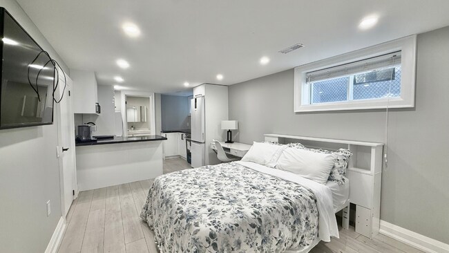 187 Armour Blvd in Toronto, ON - Building Photo - Building Photo