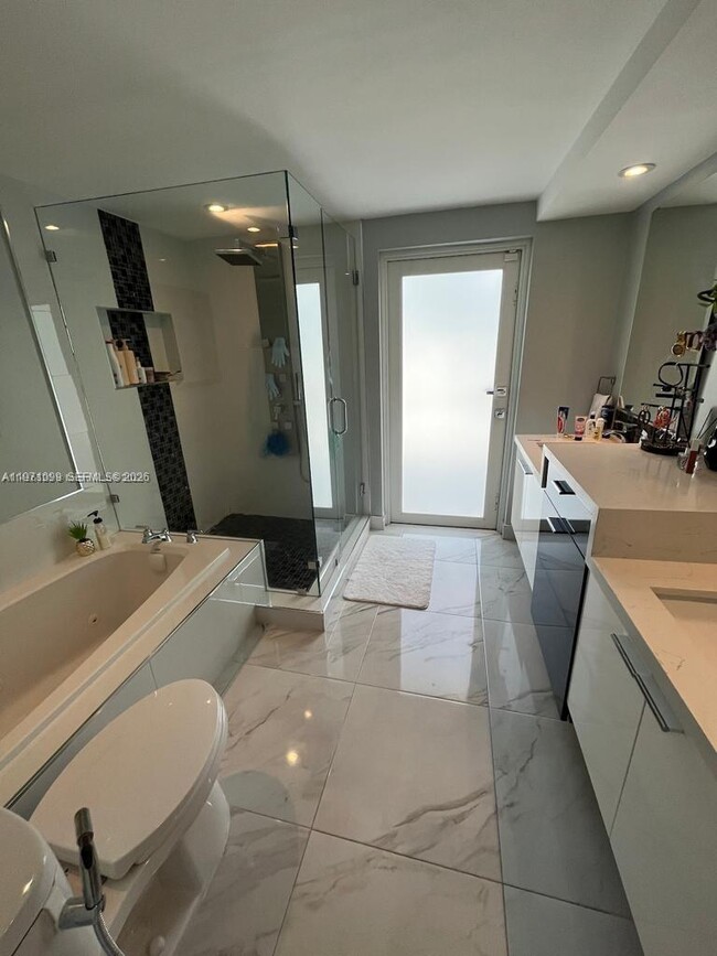 12770 SW 18th St in Miami, FL - Building Photo - Building Photo