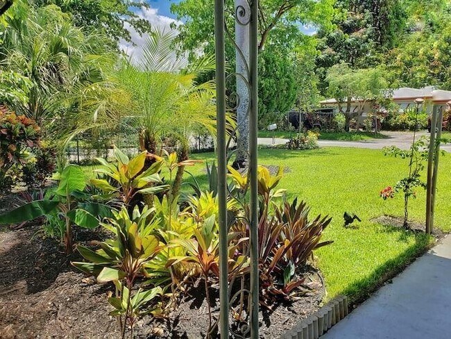 1440 NW 7th Terrace in Fort Lauderdale, FL - Building Photo - Building Photo