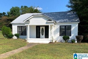 425 Oak St in Bessemer, AL - Building Photo