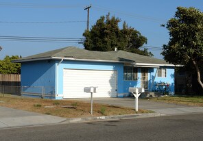 80-82 Princeton Ave in Oxnard, CA - Building Photo