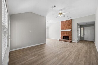 3215 Rockdale Dr in Porter, TX - Building Photo - Building Photo