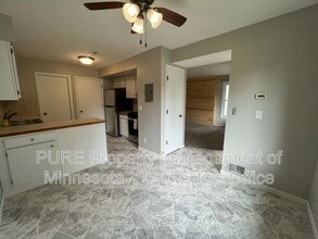 9276 Indian Blvd S in Cottage Grove, MN - Building Photo - Building Photo