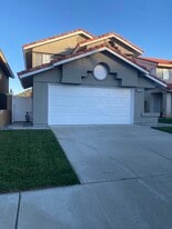 11661 Belmonte Rd in Fontana, CA - Building Photo