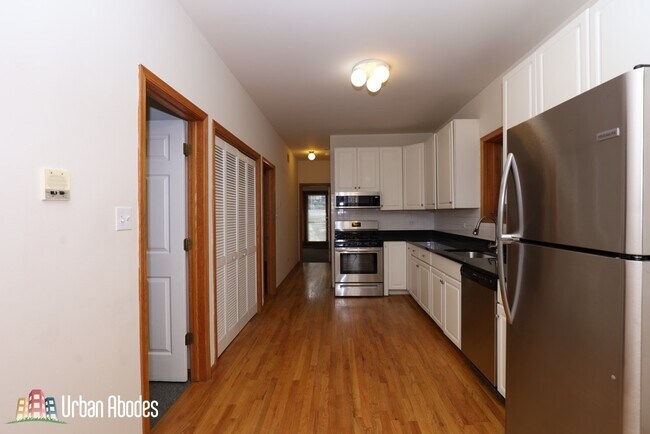920 N Paulina St, Unit A05C in Chicago, IL - Building Photo - Building Photo