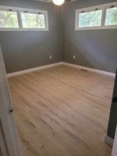 306 Hyland Dr in Waynesville, MO - Building Photo - Building Photo