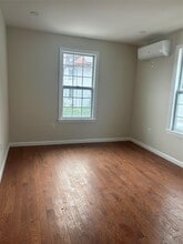 100-36 197th St in Queens, NY - Building Photo - Building Photo