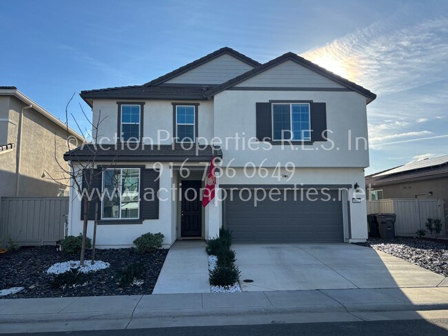 6081 Meandering Wy in Roseville, CA - Building Photo - Building Photo