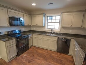 20672 Sabrina Ln in Athens, AL - Building Photo - Building Photo