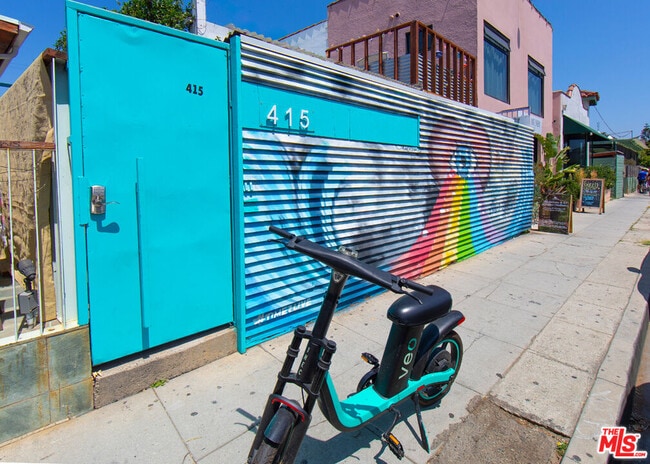 property at 415 Rose Ave