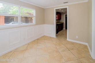 584 Clermont Ave S in Orange Park, FL - Building Photo - Building Photo
