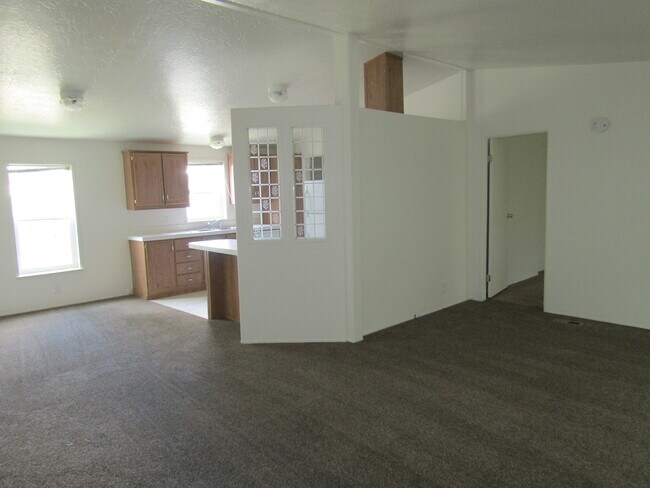 735 W 1st St in Cheney, WA - Building Photo - Building Photo