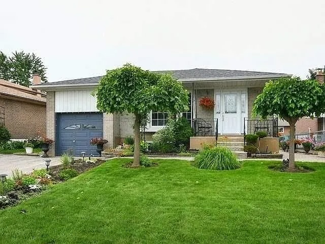 property at 14 Terra Cotta Cres