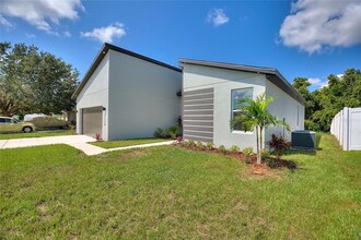 1178 Sabine Ln in Kissimmee, FL - Building Photo - Building Photo