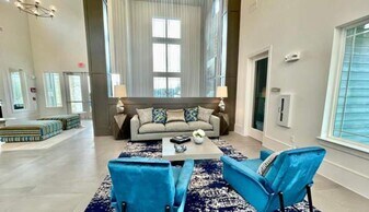 3530 W 12th St in Houston, TX - Building Photo