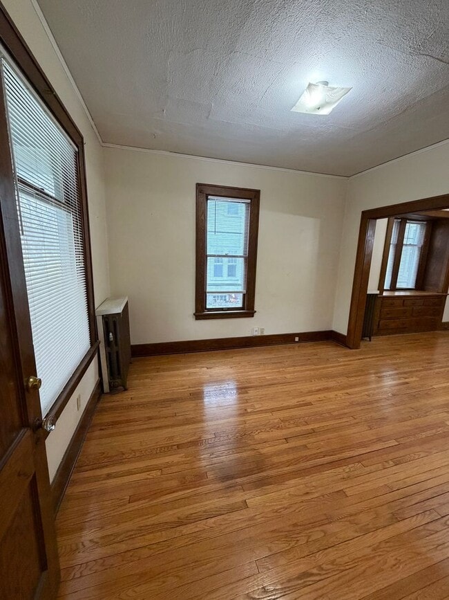 316 N Sycamore St in Lansing, MI - Building Photo - Building Photo