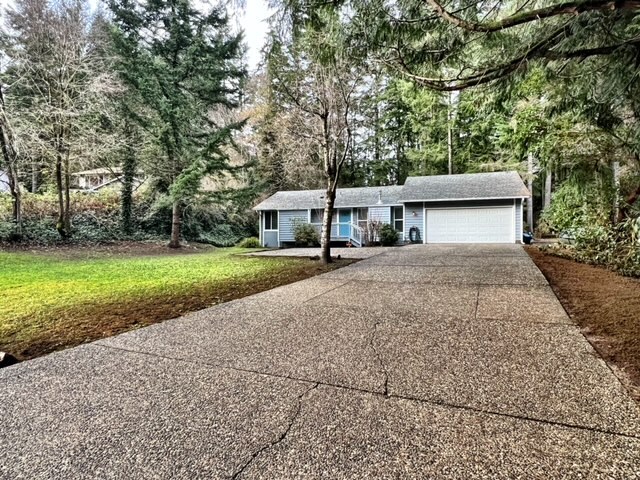 1150 Hillandale Dr E in Port Orchard, WA - Building Photo