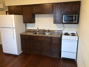 126 Welch Ave, Unit 302 in Ames, IA - Building Photo - Building Photo