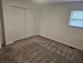 860 Sussex Pl, Unit 860 in Vandalia, OH - Building Photo - Building Photo