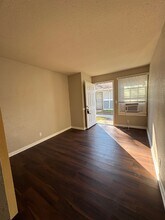 2564 N Wellington Pl in Wichita, KS - Building Photo - Building Photo