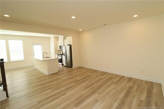 917 Kensley Grv Ln in Fuquay Varina, NC - Building Photo - Building Photo