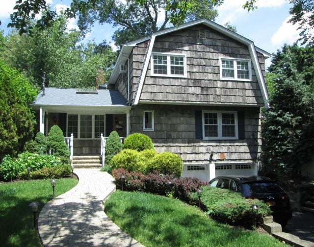 61 Bushwick St Rentals in Melville, NY