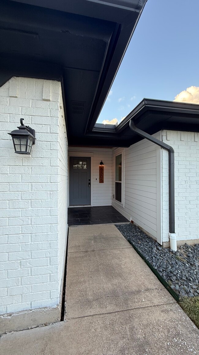 property at 6505 Highview Terrace