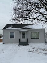 903 Grandview Ave in Lockport, IL - Building Photo