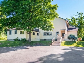 572 Warren Rd in Ithaca, NY - Building Photo - Building Photo
